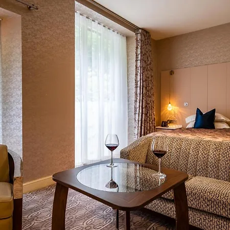 Salutation & Spa, World Distinctive