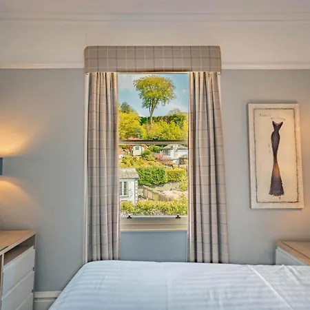 Casa de hóspedes Townhouse 4*