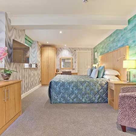 Salutation & Spa, World Distinctive