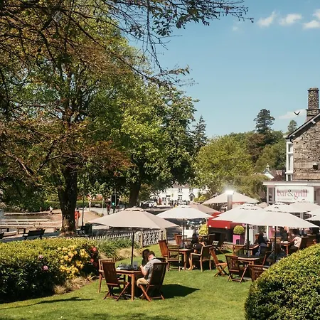 The Waterhead Inn- The Collection Group Pensão