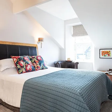 Norwood House Guest house 4*
