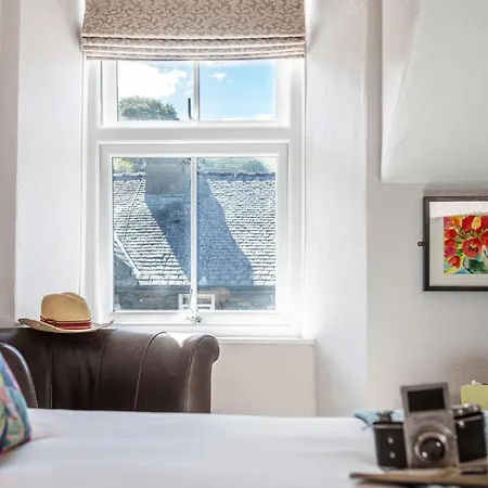 Guest house Norwood House 4*