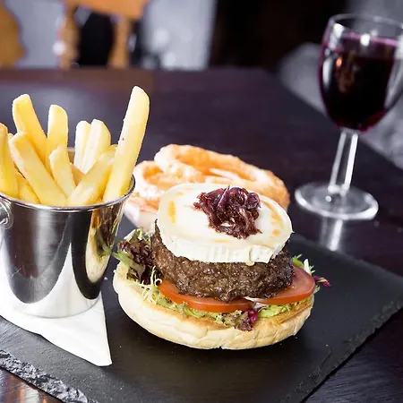 Badger Bar 3* Ambleside