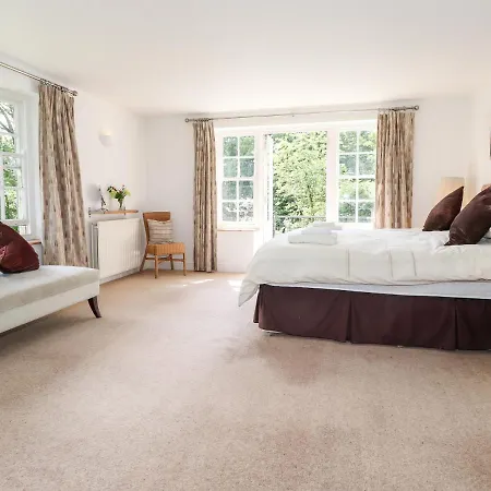 Huntingstile Holiday home *