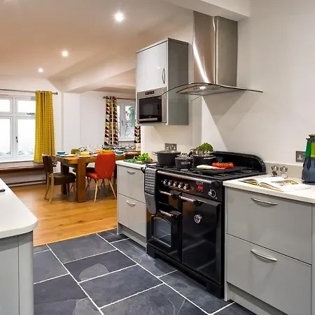 Holiday home Wynford *