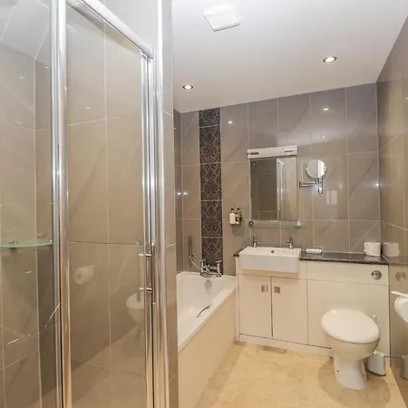 Holiday home Rossett Holme *