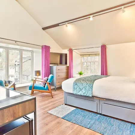 The Apple Loft Guest house *
