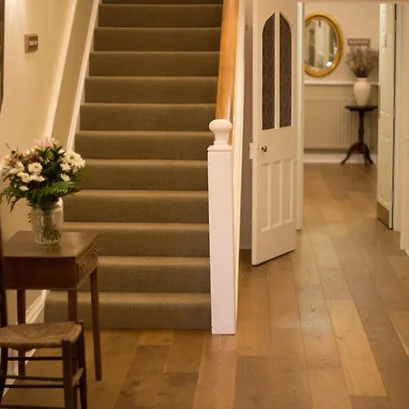 Hotel Briery Wood 4*