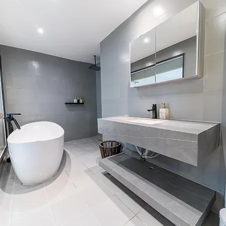 Hotel & - Stylish With Breathtaking Views - Longer, Save Ambleside