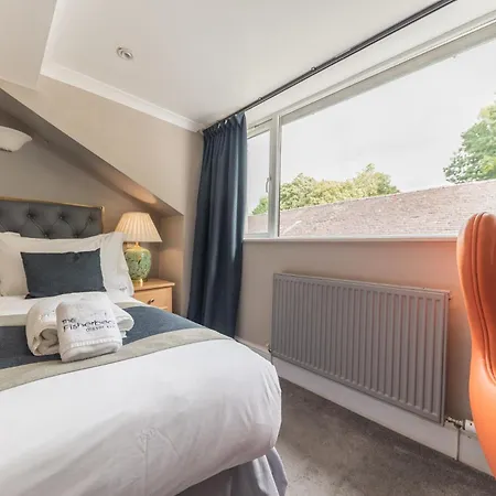 & - Stylish With Breathtaking Views - Longer, Save Hotel Ambleside