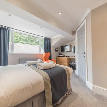 & - Stylish With Breathtaking Views - Longer, Save Ambleside