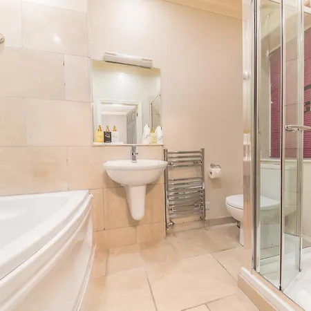 & - Stylish With Breathtaking Views - Longer, Save Hotel