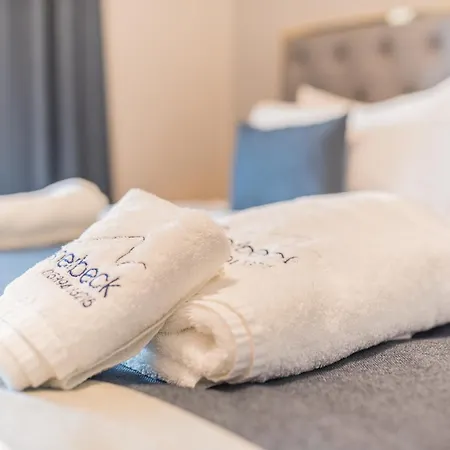 & - Stylish With Breathtaking Views - Longer, Save Hotel