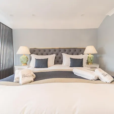 & - Stylish With Breathtaking Views - Longer, Save Hotel 4*
