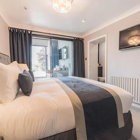 Hotel & - Stylish With Breathtaking Views - Longer, Save