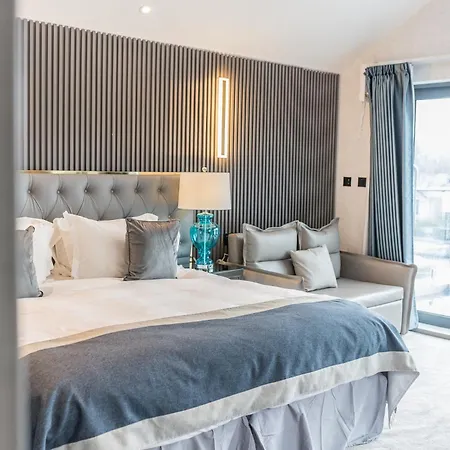 & - Stylish With Breathtaking Views - Longer, Save Hotel 4*