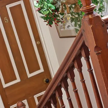 Guest house Norwood House 4*