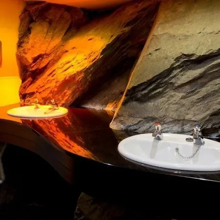 Badger Bar Bed & Breakfast 3*