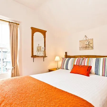 3 Cambridge Guest house 4*