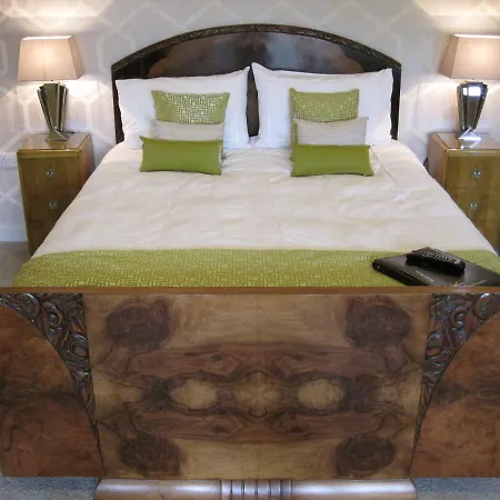 Nanny Brow Hotel