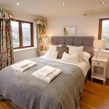 River House, Clappersgate, Holiday home