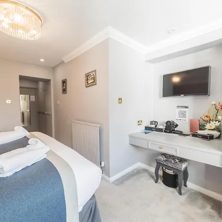 The Fisherbeck 4*