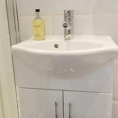Rysdale Guest house 4*