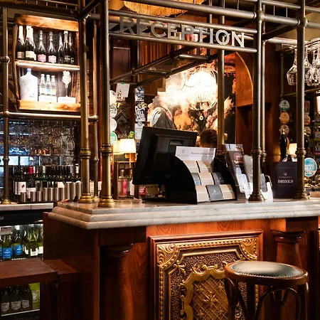 The Temperance Inn, - The Collection Group Pensão Ambleside