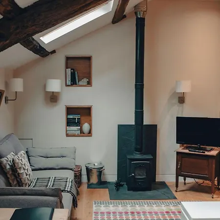 Holiday home Bracken Barn At Sunny Brow Farm *