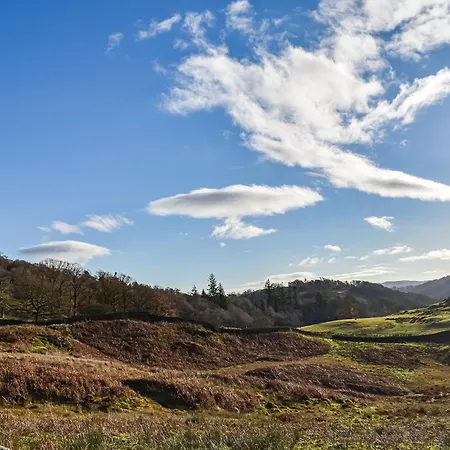 Lingmoor View *