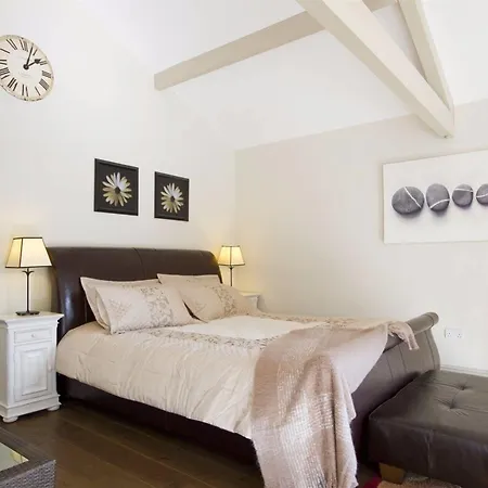 Bed & Breakfast High Grassings 4*
