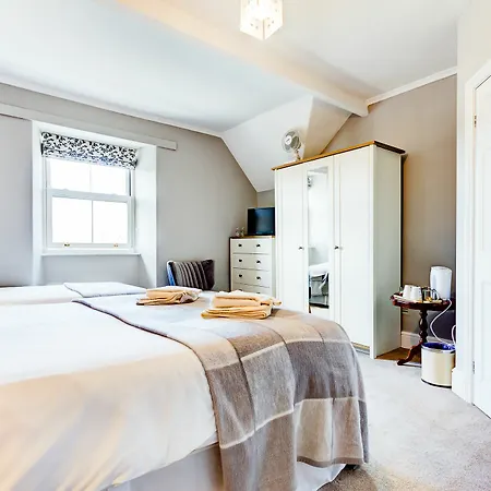 Guest house Lyndale