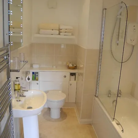 Bed & Breakfast Ambleside Lodge 4*